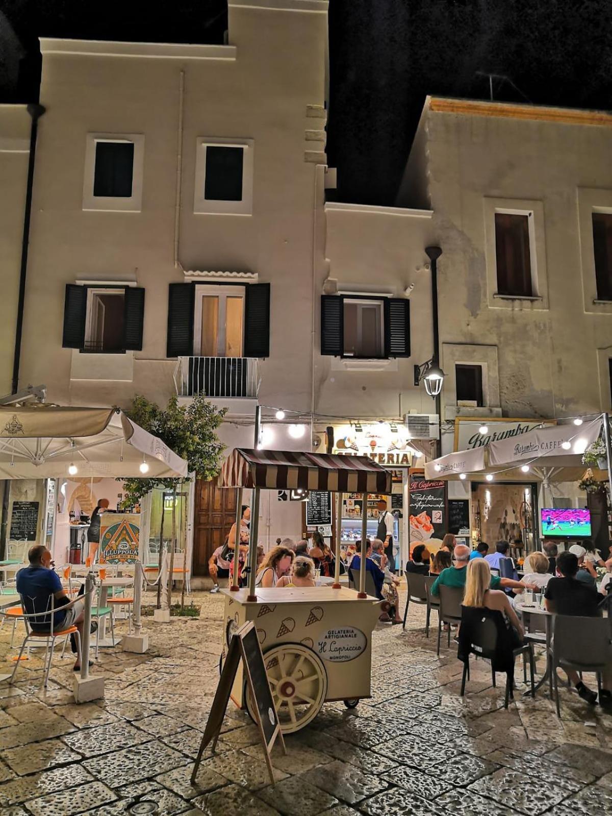 Casadria - Appartamento Nel Centro Storico Vicino Al Mare Monopoli Dış mekan fotoğraf